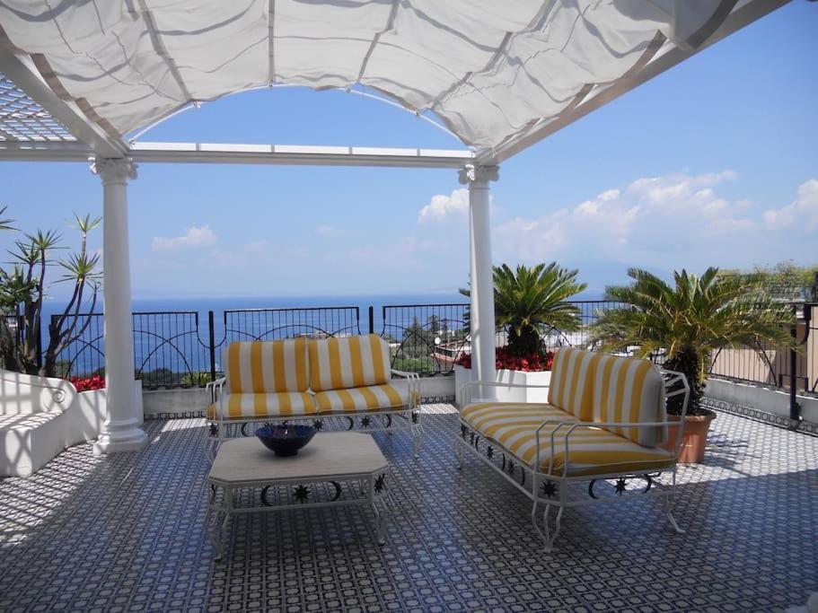 La Casa Di Giorgina Lägenhet Sorrento Exteriör bild